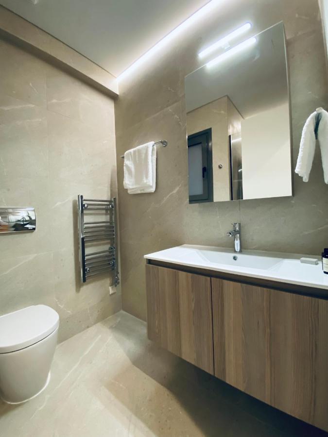 Athens Riviera 2-Bed Apt & Pool Access #Unoblu Atenas Exterior foto