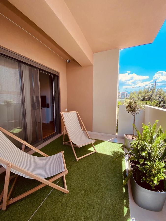 Athens Riviera 2-Bed Apt & Pool Access #Unoblu Atenas Exterior foto